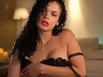 Stripchat Live Sex Cam of GiaFaaris