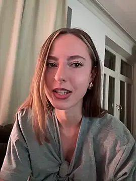 Stripchat Free Porn Cam of gymgirllaura