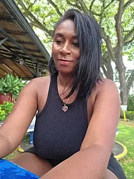 Stripchat Live Porn of HanaThompson