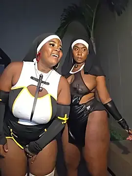 Stripchat Free Porn Cam of HanaThompson