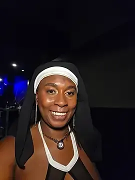 Stripchat Live Sex of HanaThompson