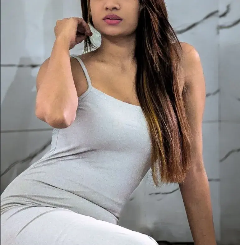 MISS-REENA_