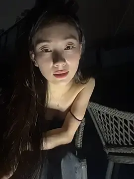 Stripchat Watch Live Sex Cams of Qianyi1212