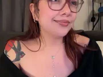 Stripchat Live Sex of native_naya