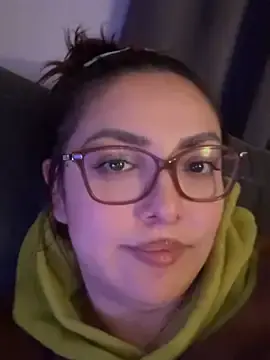 Stripchat Free Live Porn of native_naya