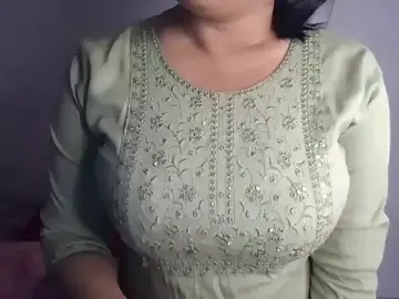 Stripchat Live Sex Cam of Nayra7