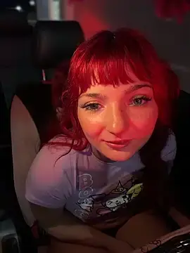 Stripchat Sex Cam of princessmoon129