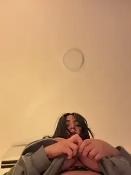 Stripchat Free Live Porn of vellaah