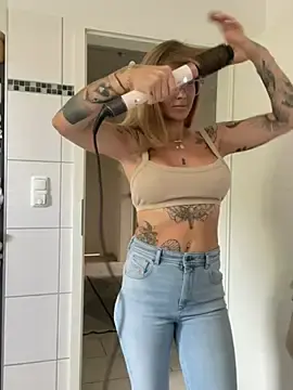 Stripchat Live Sex Cam of Etwas_neugierig