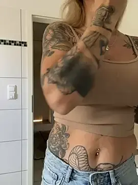 Stripchat Live Sex of Etwas_neugierig