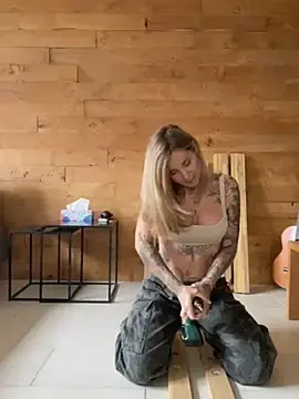 Stripchat Live Sex of Etwas_neugierig