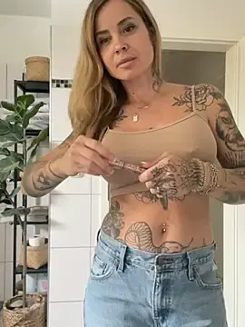 Stripchat Best Webcam of Etwas_neugierig