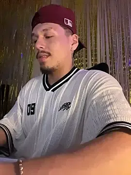 Stripchat Sex Cam of NiklasBruun