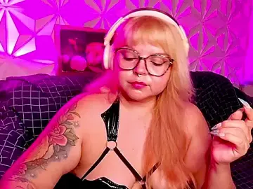 Stripchat Live Porn of Satyn_doll