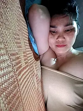 Stripchat Live Sex Cam of Bear-bear0
