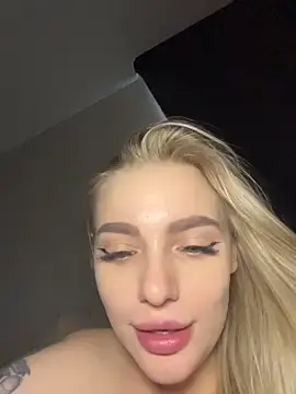 Stripchat Live Porn of HugeBoobsAlice