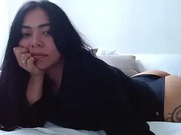 Stripchat Watch Live Sex Cams of PetitLumiere