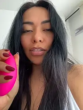 Stripchat Adult Video Chat of PetitLumiere