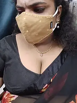 Stripchat Sex Cam of Tamil-Flora-Queen