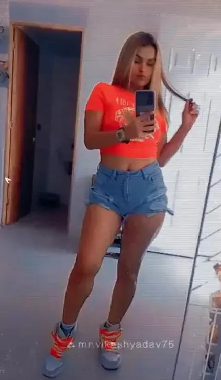 alana_gloow