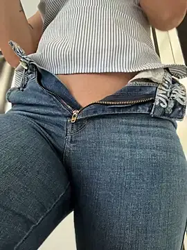 Stripchat Sex Chat of Ema_azel