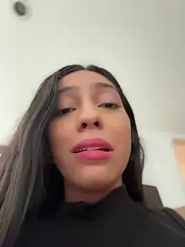 Stripchat Live Sex of Ema_azel