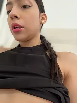 Stripchat Adult Webcams of Ema_azel