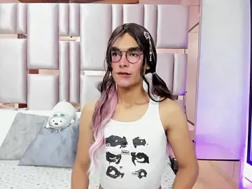 Stripchat Live Sex Cam of MiaBuny