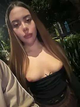 Stripchat Sex Cam of lindaandtony