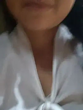 Stripchat Live Porn of omiu-baby