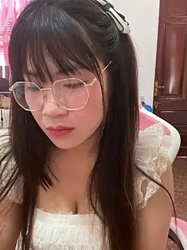 Stripchat Live Sex Cam of -Lyly_69