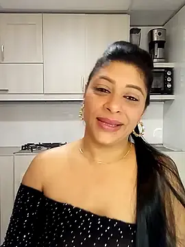 Stripchat Best live sex cam show of Lashmy111