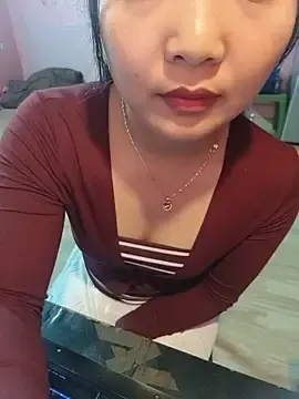 Stripchat Sex Cam of Moe-bay