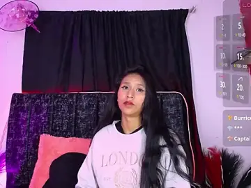 Stripchat Live Porn of Valentina_Rousee