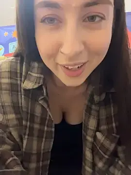 Stripchat Adult Webcams of Holly_Play