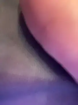 Stripchat Watch Live Sex Cams of Holly_Play
