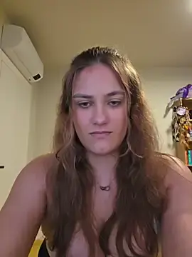 Stripchat Live Sex of MiaRides19
