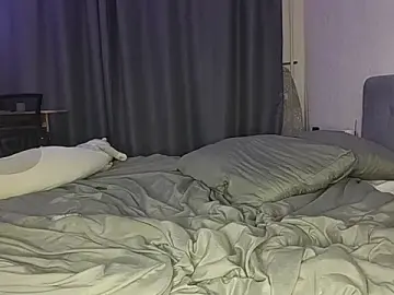 Stripchat Live Sex Cam of Miukii