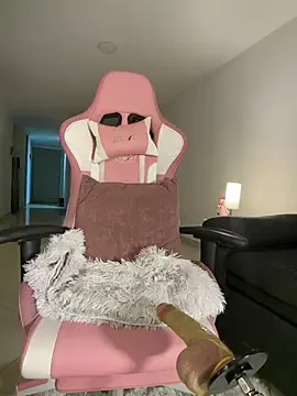 Stripchat Sex Cam of bella__honey