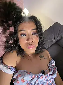Stripchat Private Sex Chat of bella__honey
