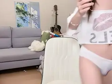 Stripchat Free Live Porn of xiaoguai33