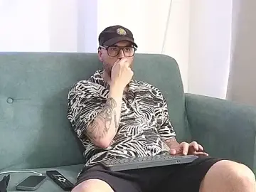 Stripchat Adult Webcam of MattxFeet
