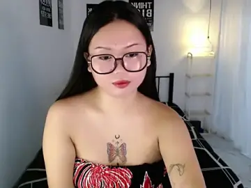 Stripchat Adult Webcam of Vivorey_Leighn
