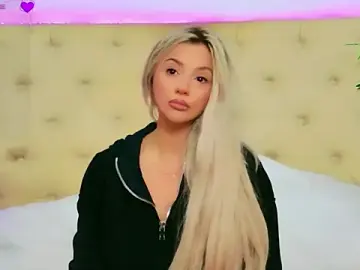 Stripchat Free Porn Cam of AriannaSins