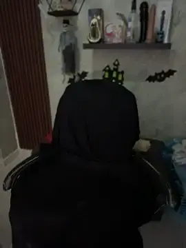 Stripchat Watch Live Sex Cams of DirtyKhloy