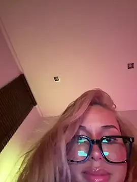 Stripchat Watch Live Sex Cams of olivializ