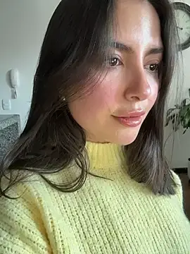 Stripchat Live Sex Cam of sukhakunis1