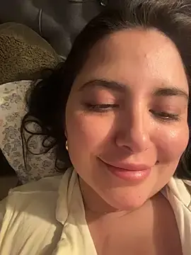 Stripchat Nude Webcam of sukhakunis1