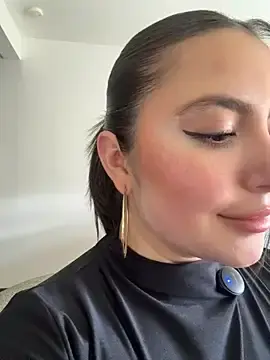 Stripchat Live Porn of sukhakunis1