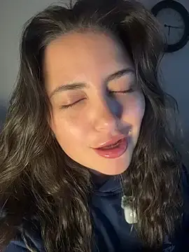 Stripchat Sex Cam of sukhakunis1